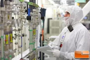 10张图片揭秘CPU制造工厂 为何有种生化危机的即视感？